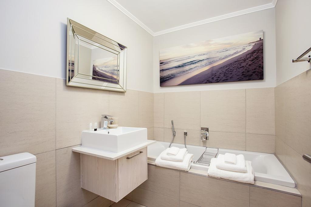 Apartments On Century Kapstaden Exteriör bild